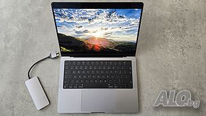 Macbook m2 pro + double hub 2x4k