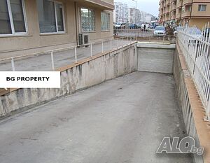 Склад с лесен достъп до Ломско шосе