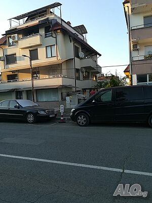 Двустаен апартамент в кв. Василико