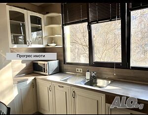 3ст. Слатина 600€
