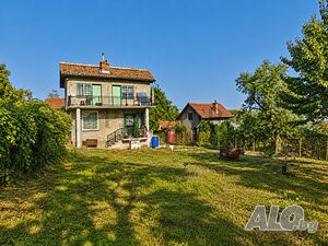 Продажба Вила гр. Велико Търново - с. Арбанаси 61m² и двор 471m²
