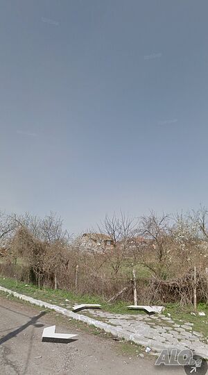 Парцел до центъра на село Гюльовца