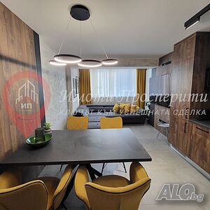 Продава луксозно обзаведен четиристаен апартамент в гр. Перник кв. Изток