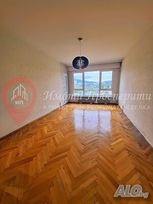 Продава тристаен апартамент в гр. София кв. Надежда 1 Тристаен апартамент 88 кв.м Панел 1986 г. 7 етаж Непоследен | Апартаменти | Надежда 1 София