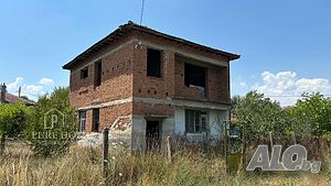 Двуетажна Къща в с. Зидарово!!!