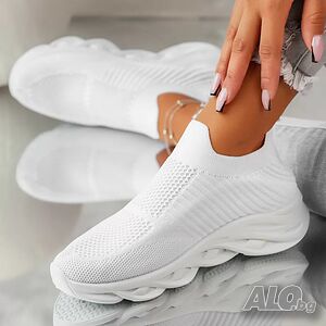 Дамски маратонки с мрежа без връзки модел: D082-1 white