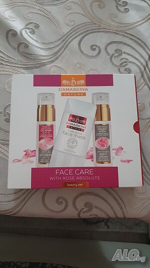 Луксозен SPA комплект Damaskina Nature с Розово Абсолю - 98% Натурален & Регенериращ