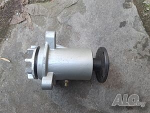 Водна помпа москвич алеко 2141