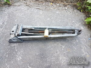 Крик за москвич алеко 2141
