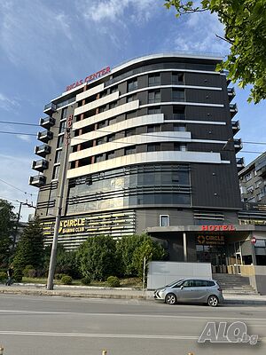 Студио за нощувки в Рикас център