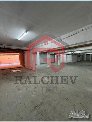 Продавам паркомясто в подземен гараж