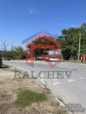 Продавам Парцел в с. Страшимирово