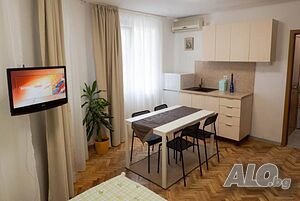 Студио Релакс Нощувки Варна под наем до Колхозен пазар