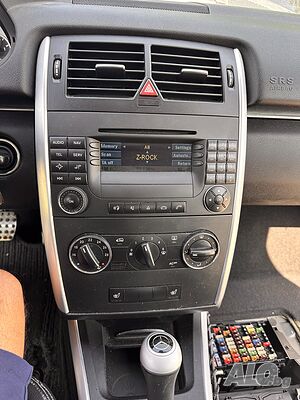 Оригинална мултимедия / радио Mercedes B-Class W245 - Audio 20