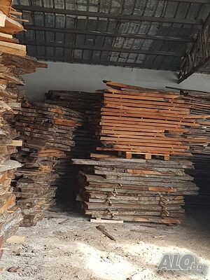 Продавам орехов материал на янове