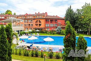 Тристаен под наем в Оазис, Равда - 130 м², 800 евро на месец
