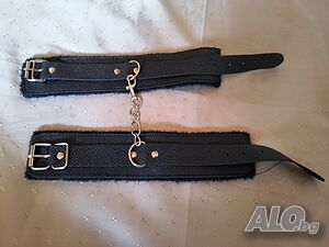 Възрастни - Кожени белезници, черни белезници, кинк играчка, BDSM робство,