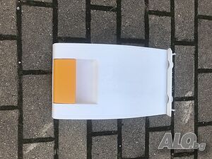 Долен капак за пералня Miele W 605 F с горно зареждане.
