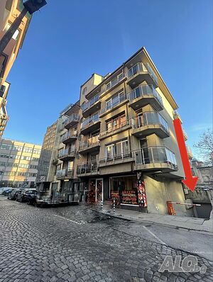 Двойно подземно паркомясто (28,64кв.м) в центъра на София!