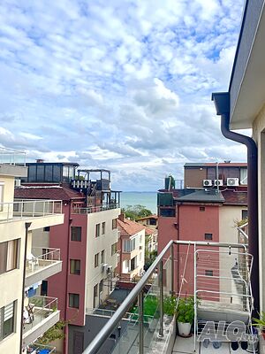 Продава се студио с гледка море, в центъра на кв. Сарафово, гр. Бургас