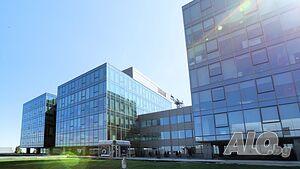 Самостоятелно офис пространство за 1-2 души в Regus European Trade Centre