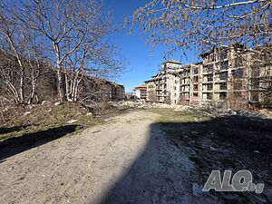 Продава се ливада в урбанизирана територия в Банско