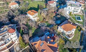 Градска къща, м-т Св. Никола, Варна