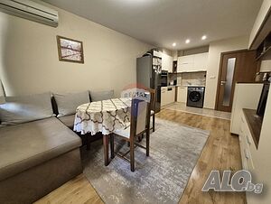 Двустаен апартамент за продажба в кв. Конфуто