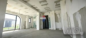Двуетажна фамилна къща за продажба, с. Кичево, обл. Варна