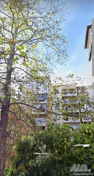 Двустаен апартамент 58 кв.м Панел 6 етаж Непоследен