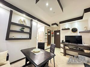 Oбзаведен тристаен апартамент, с подарък автомобил, в комплекс „Tarsis Club & SPA”