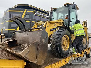 Комбиниран багер ПОД НАЕМ 8550 кг Komatsu WB 93S, гр София