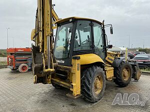 Комбиниран багер 8 тона Komatsu WB 93S ПОД НАЕМ Рентекс Варна