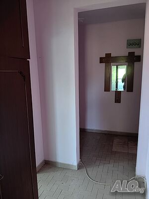 Продава къща на два етажа в с. Бранище, 3км от Добрич Двуетажна къща 285 кв.м РЗП 500 кв.м двор | Къщи, Вили | Бранище