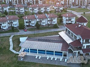 Къща с 2 спални в затворен комплекс