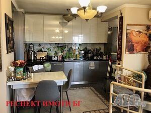 Многостаен с гараж хълм Бунарджик
