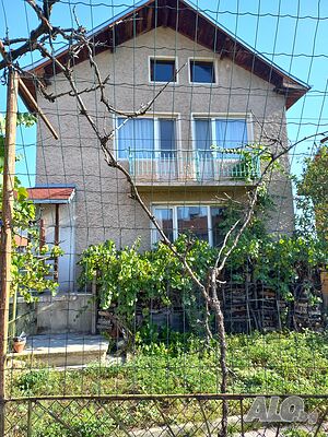 Продавам къща във Велинград
