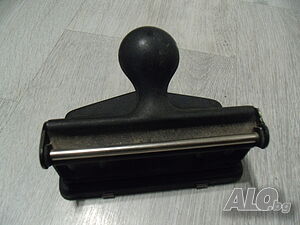 № 5045 стар метален перфоратор