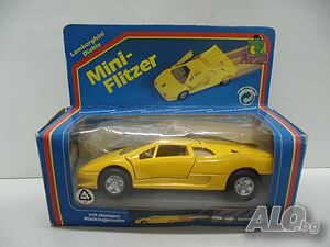 № 7310 № 7310 стар макет автомобил Lamborghini Diablo