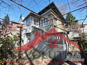 Продава КЪЩА гр. Кърджали, кв. Байкал