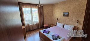 Двустаен апартамент в ж.к. Банкя.