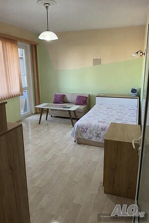 Едностаен апартмент в кв. Кючук Париж