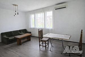 Изгоден ТРИСТАЕН апартамент под наем в района на Центъра