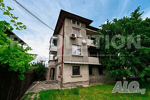 Етаж от къща в кв. Орландовци