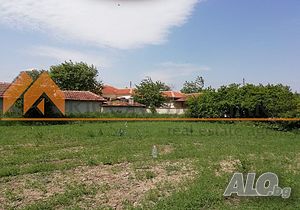 СТАРА КЪЩА С ДВОР 2895кв.м.! С. Белоградец