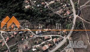 Парцел в м-ст Прибой с вила, до главен път