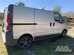 OPEL VIVARO