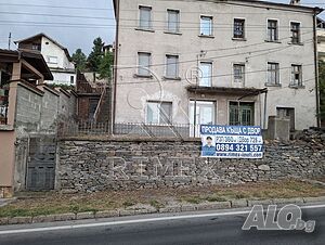 180 кв.м РЗП 384 кв.м двор