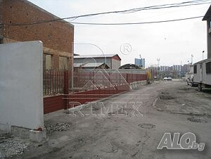 Промишлено помещение 2380 кв.м Тухла
