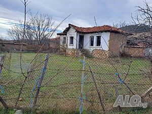 Продава се парцел в Хисаря